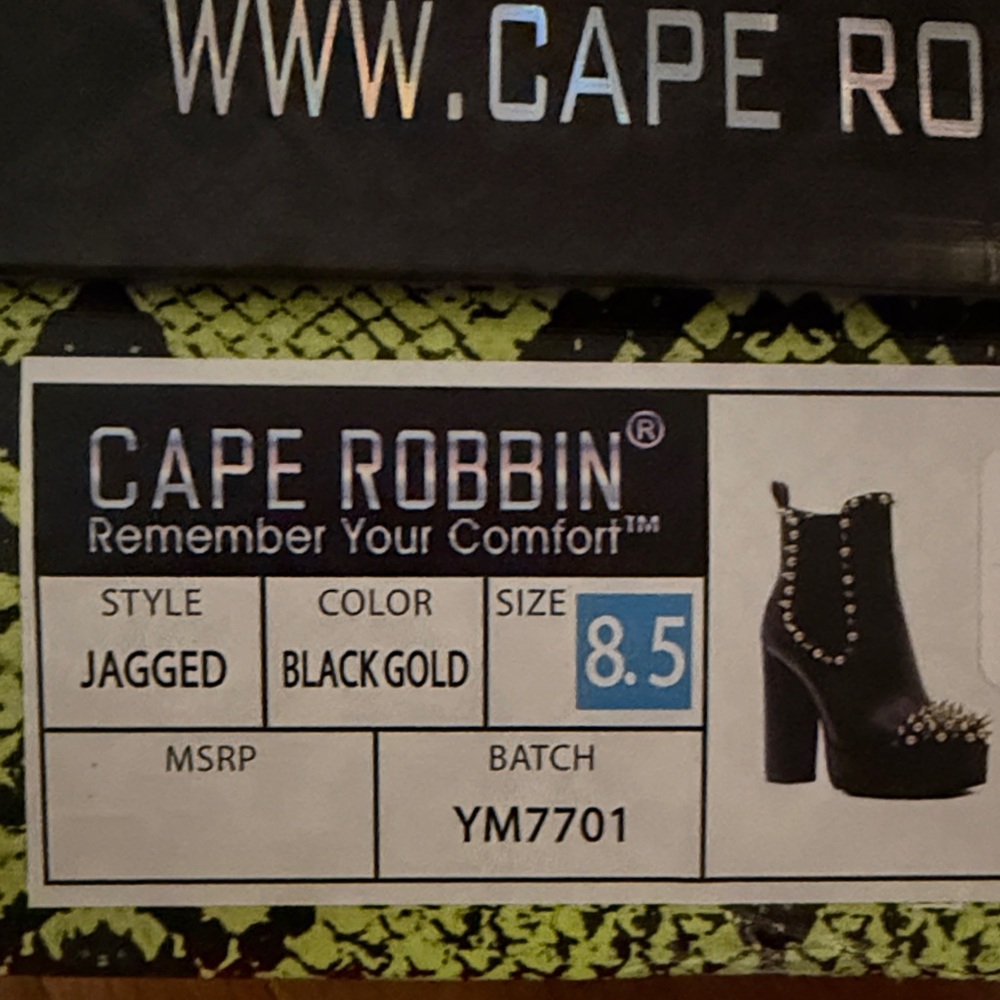 Cape Robbin Black and Gold Studded Jagged Heeled Boots - Picture 8 of 8